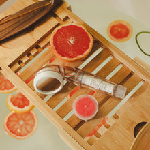 將圖片載入圖庫檢視器 Dewbell - CS90 旅行迷你花灑頭套裝 1pc (1個花灑頭,1個除鈣質濾芯,2個除雜質濾芯) CS90 Travel Mini Shower Head Kit 1pc (1 Shower Head, 1 Anti-Calcium Filter, 2 Sediment Filter)